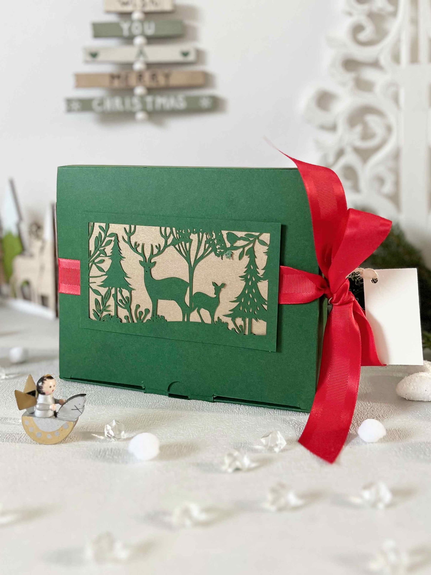 Italy Gift Set: Strawberry Tree Body Wash, Body Cream & Vanilla Lip Balm | Deep Hydration | Organic Ingredients | Teacher care Package